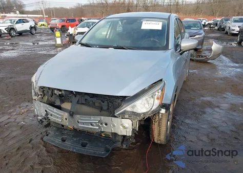 2018 Toyota Yaris Ia z USA, uszkodzony, nr VIN 3MYDLBYV0JY325387
